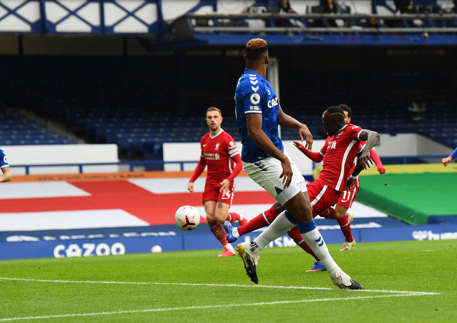 一串华丽的 一串华丽的